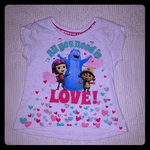 Beat bugs 4T shirt